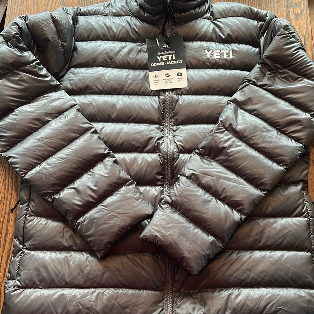 Men’s Limited Edition Yeti charcoal Down Jacket